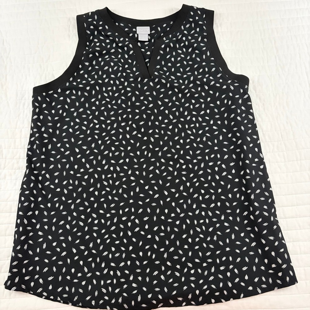 Chicos Zenergy Sleeveless Tank Black White Abstract Print V-Neck chicos 2/12-14